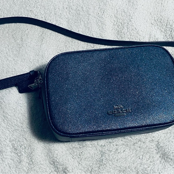 Coach Camera Bag - Picture 3 of 7